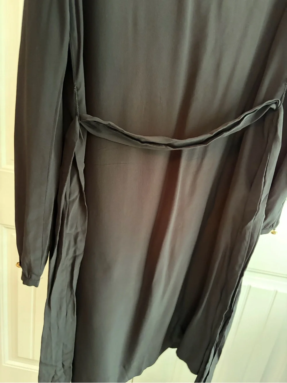 Tory Burch 100% Silk Black Dress‎ Long Sleeve Keyhole Neckline Belted Size 8